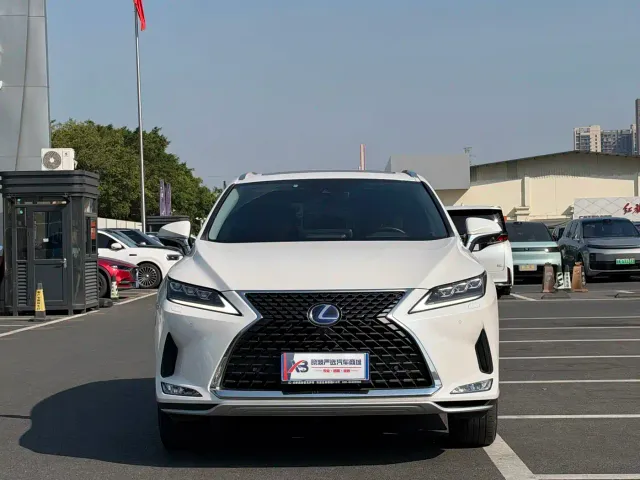 Lexus RX — Фото автомобиля 2