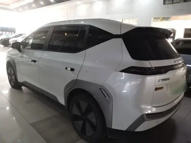 GAC Aion Y — Фото автомобиля 4