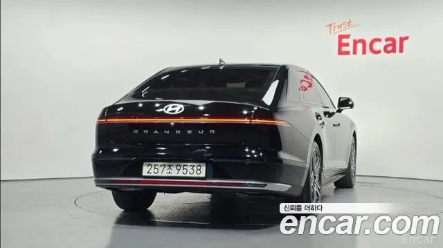 Hyundai Grandeur — Фото автомобиля 4