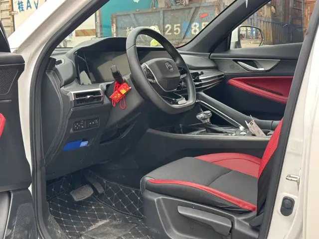 Changan CS35 Plus — Фото автомобиля 4
