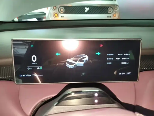 Nio ET5 Touring — Фото автомобиля 11