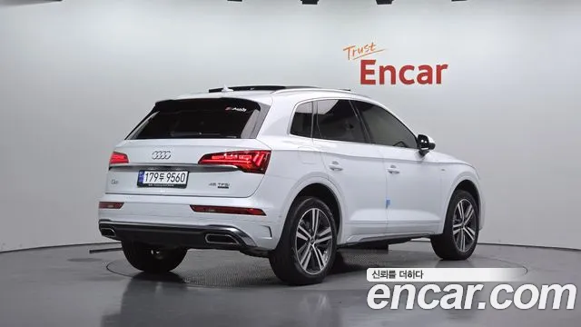 Audi Q5 FY — Фото автомобиля 2
