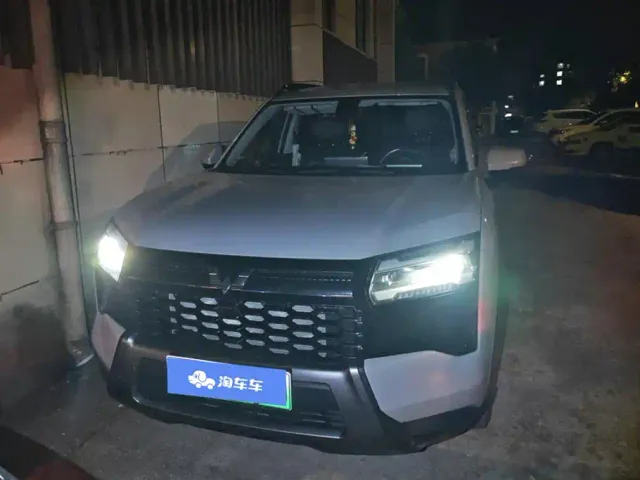 Wuling Starlight 560 — Фото автомобиля 2