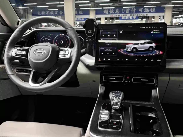 GAC Trumpchi GS8 — Фото автомобиля 21