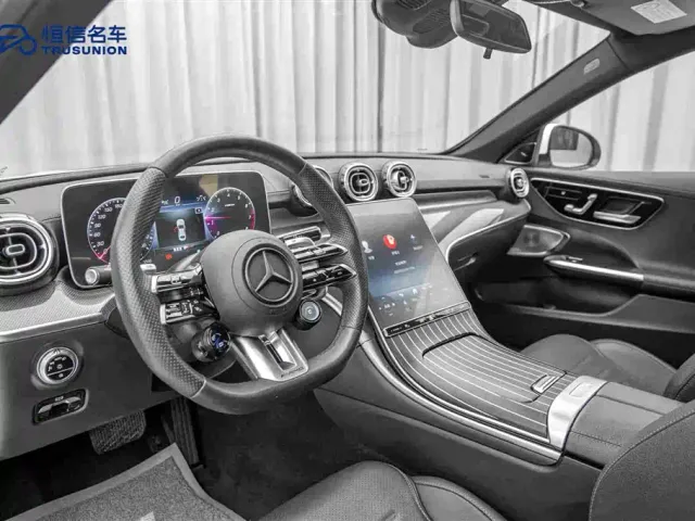 Mercedes-Benz C-Class — Фото автомобиля 12