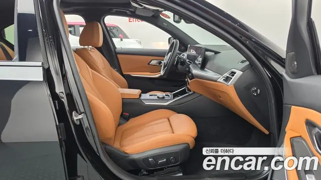 BMW 3 Series — Фото автомобиля 16