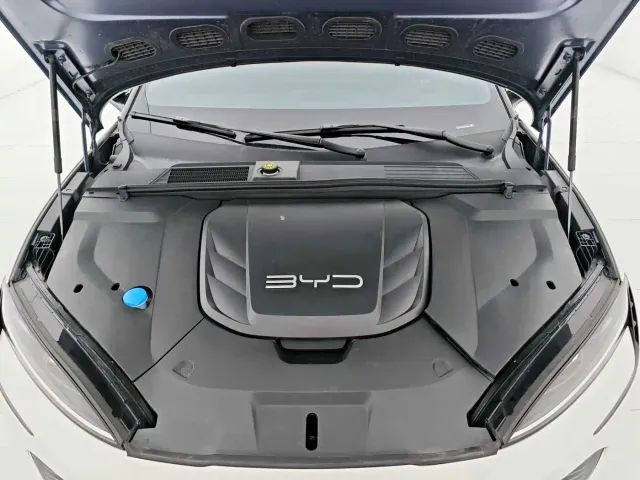 BYD Seal — Фото автомобиля 10