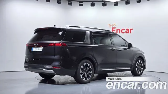 Kia Carnival 4th Gen — Фото автомобиля 2