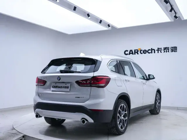 BMW X1 — Фото автомобиля 17