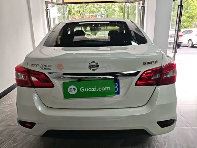 Nissan Sylphy — Фото автомобиля 3