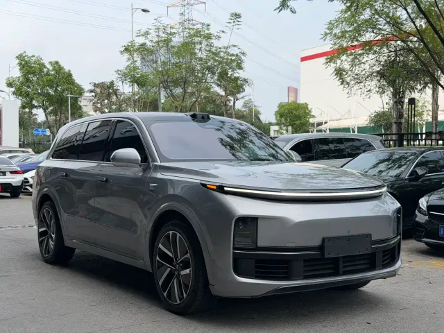 Фотография автомобиля — Li Auto L9