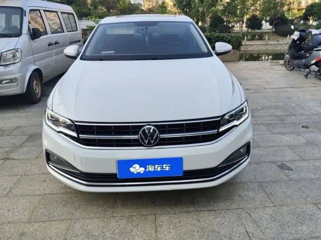 Volkswagen Bora — Фото автомобиля 2