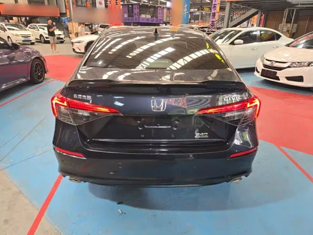 Honda Civic — Фото автомобиля 5
