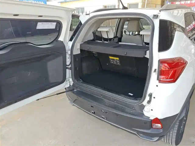 BYD Yuan Pro — Фото автомобиля 18