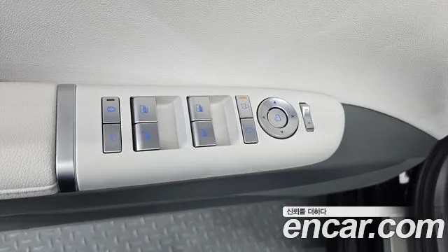 Hyundai Grandeur GN7 — Фото автомобиля 26