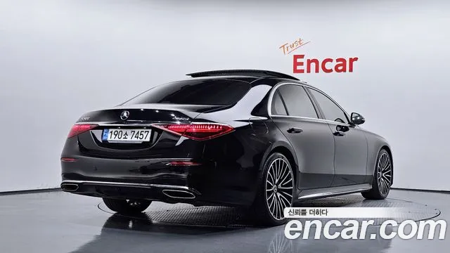 Mercedes-Benz S-Class — Фото автомобиля 2