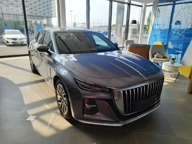Hongqi H5 — Фото автомобиля 3