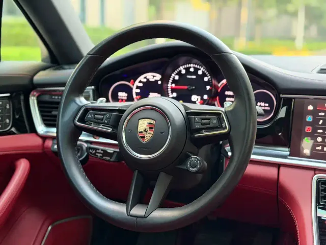 Porsche Panamera — Фото автомобиля 9