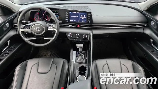 Hyundai AVANTE Avante (CN7) 1.6 LPi (Для проката) — Фото автомобиля 7