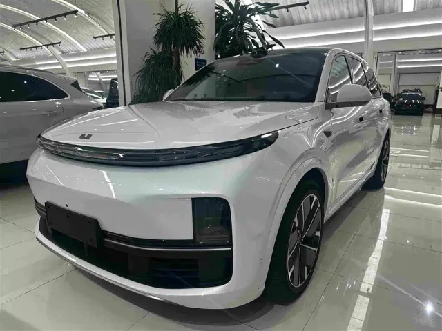 Фотография автомобиля — Li Auto L9