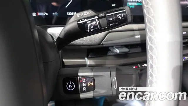 Kia EV3 — Фото автомобиля 12