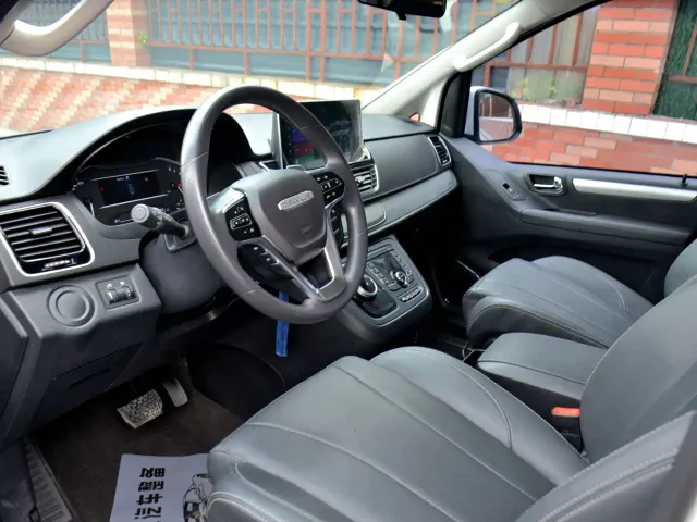 Maxus G20 — Фото автомобиля 14