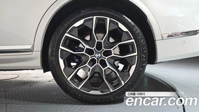 BMW X7 G07 — Фото автомобиля 6