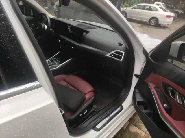 BMW 3 Series — Фото автомобиля 19