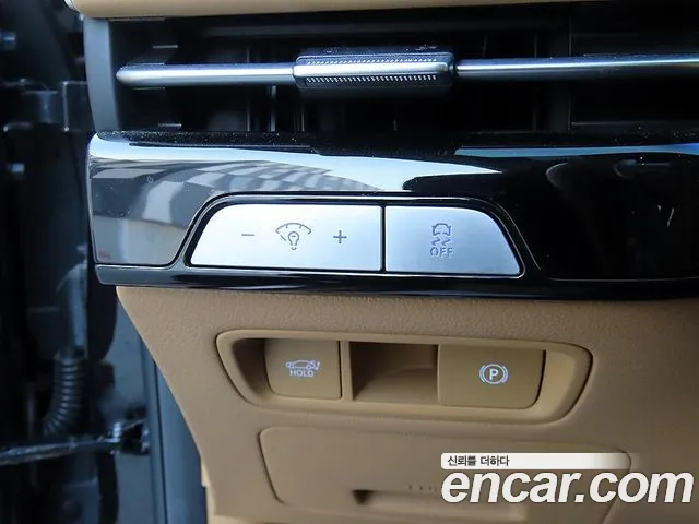 Genesis G80 RG3 — Фото автомобиля 13