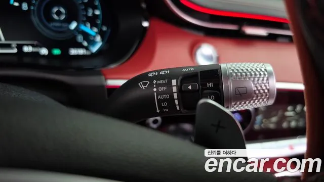 Genesis GV70 2.5T Бензин AWD — Фото автомобиля 22