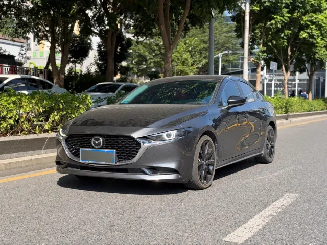 Фотография автомобиля — Mazda Axela