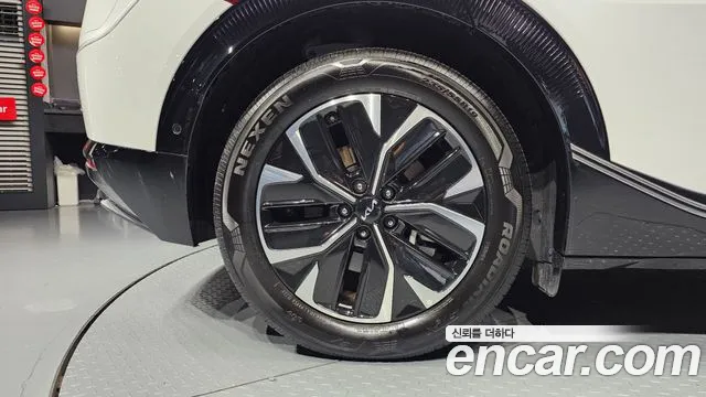 Kia EV6 — Фото автомобиля 5