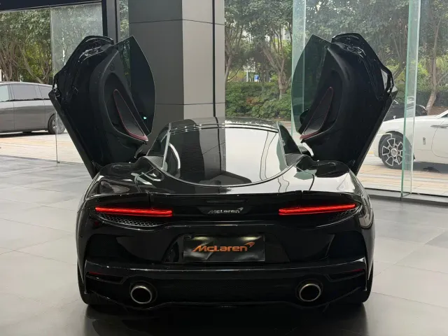 McLaren GT — Фото автомобиля 3