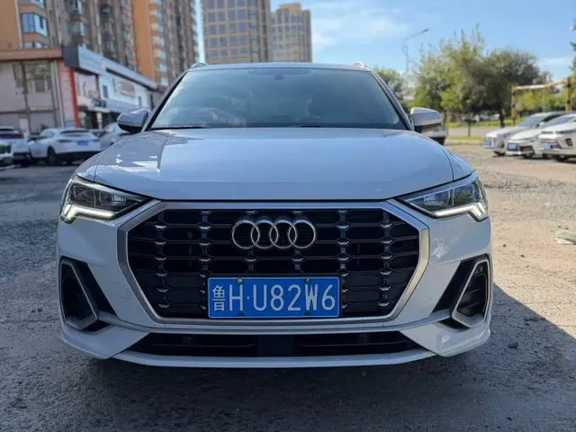 Audi Q3 — Фото автомобиля 2