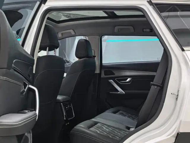 Jetour X70 Plus — Фото автомобиля 7