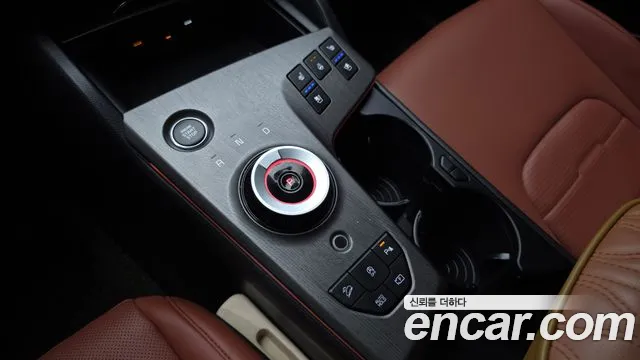 Kia Sportage Бензин 1.6 турбо 2WD — Фото автомобиля 8