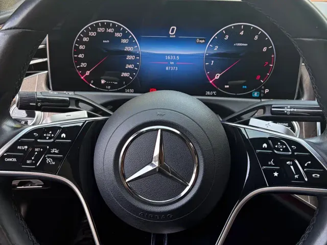 Mercedes-Benz E-Class — Фото автомобиля 9