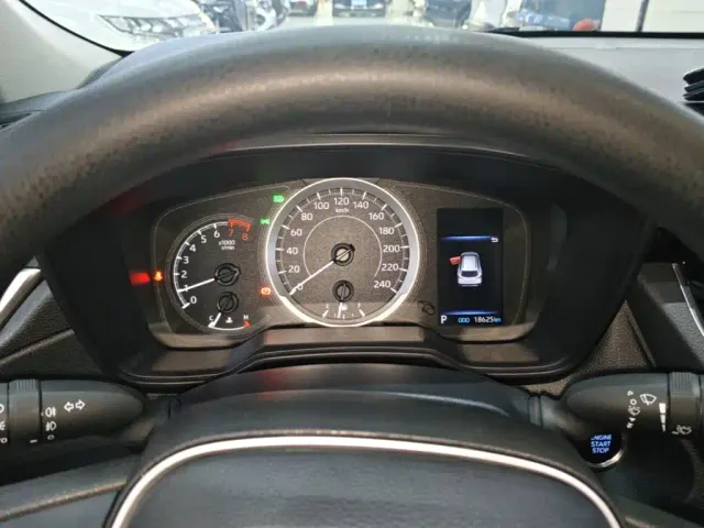 Toyota Corolla Cross 2022 2.0L Luxury Edition — Фото автомобиля 11