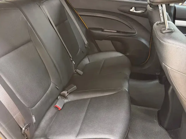 Kia KX1 — Фото автомобиля 10