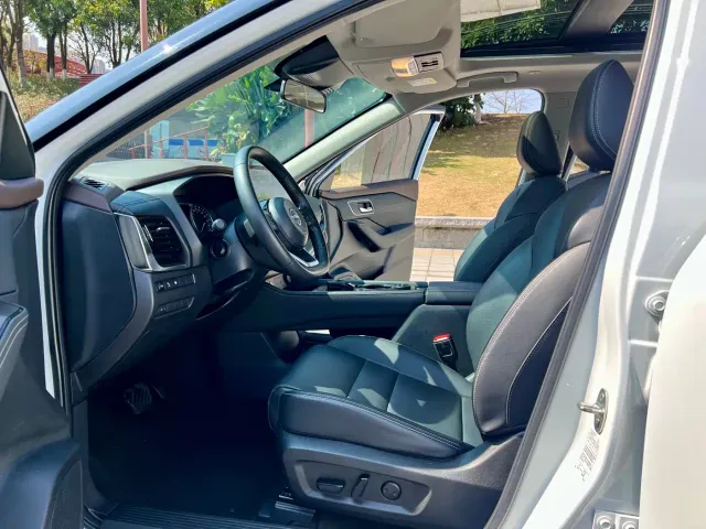 Nissan X-Trail — Фото автомобиля 6