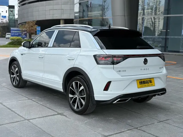 Volkswagen T-Roc — Фото автомобиля 5