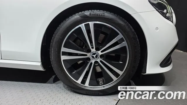 Mercedes-Benz E-Class W213 — Фото автомобиля 21