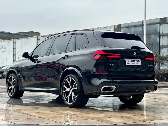 BMW X5 — Фото автомобиля 6