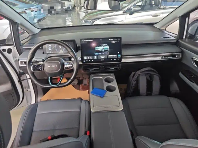 GAC Aion Y — Фото автомобиля 9