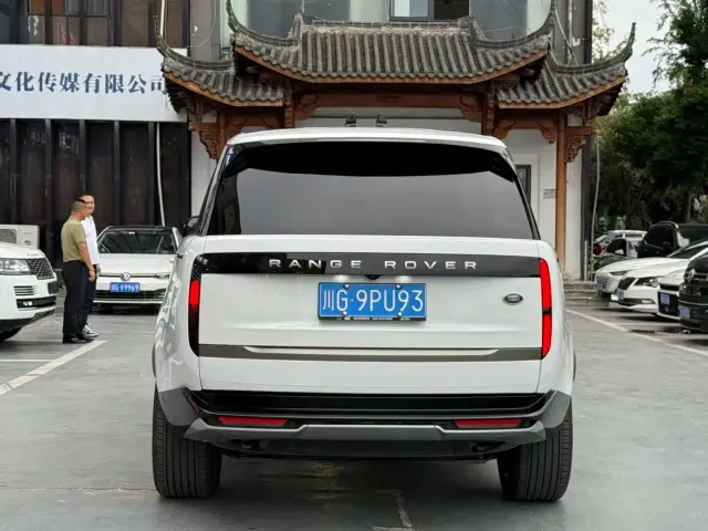Land Rover Range Rover — Фото автомобиля 13