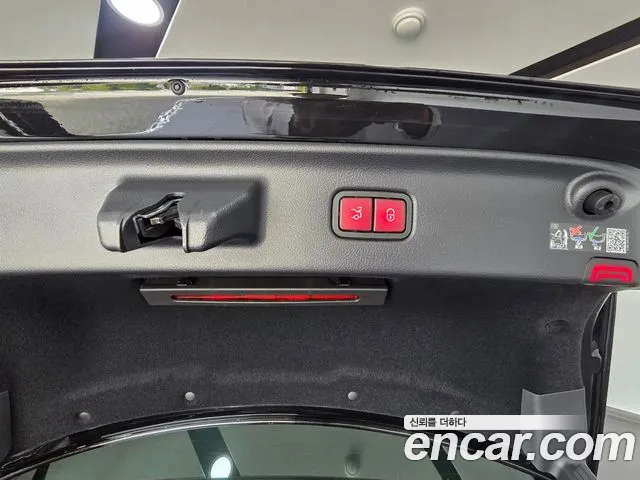 Mercedes-Benz S-Class — Фото автомобиля 18