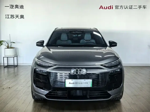 Audi Q6L e-tron — Фото автомобиля 2
