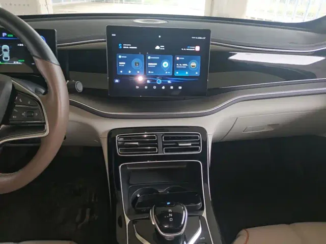 BYD Qin PLUS — Фото автомобиля 12