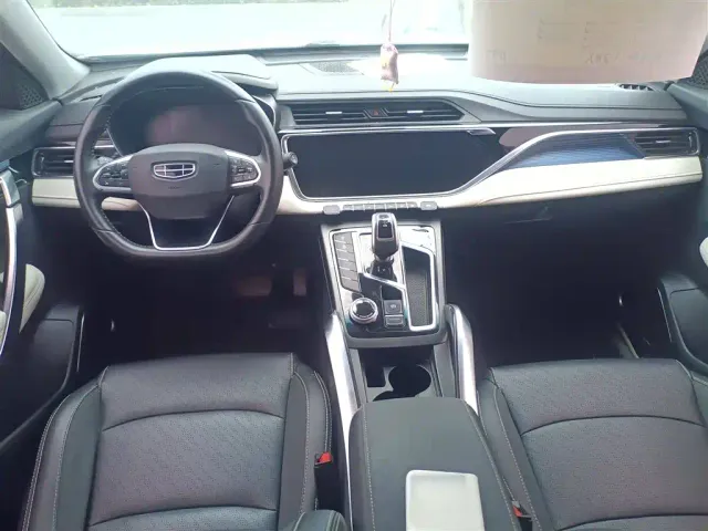 Geely Boyue — Фото автомобиля 11
