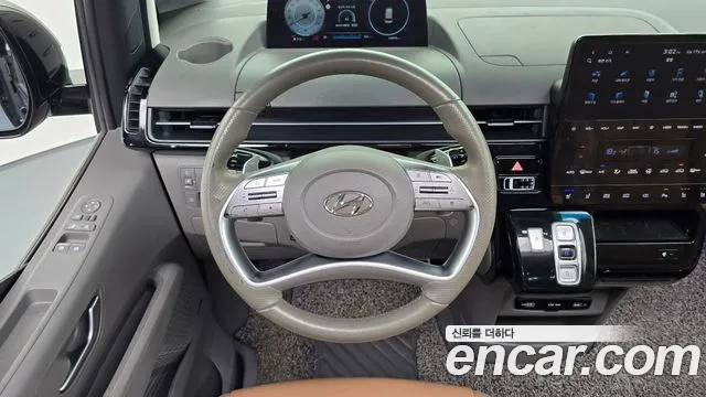 Hyundai Staria Staria 4WD Lounge 9 мест — Фото автомобиля 12